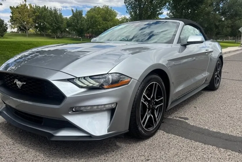 2022 Ford Mustang EcoBoost Premium Convertible photo 1