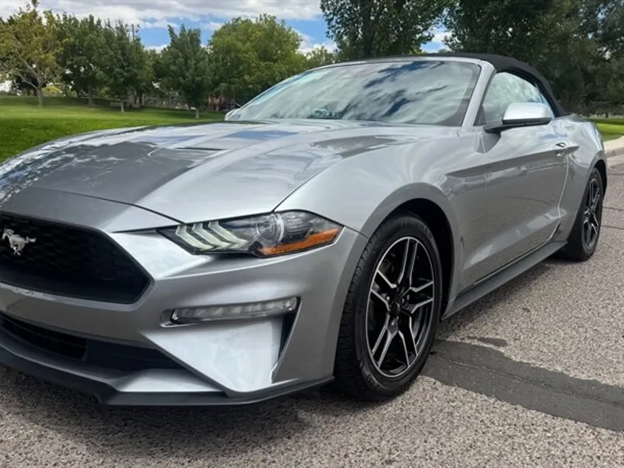 2022 Ford Mustang EcoBoost Premium Convertible photo 1
