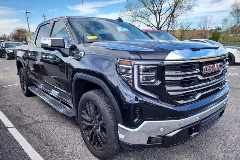 2024 Gmc Sierra 1500 SLT photo 1