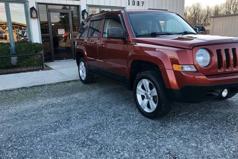 2012 Jeep Patriot Latitude photo 1