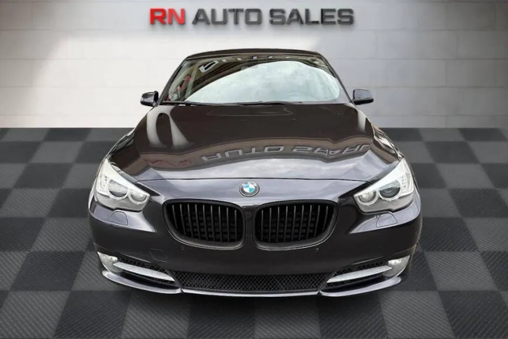 2011 Bmw 535i GT photo 1