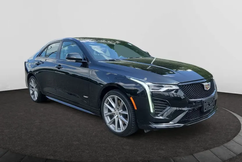 2022 Cadillac CT4 photo 1