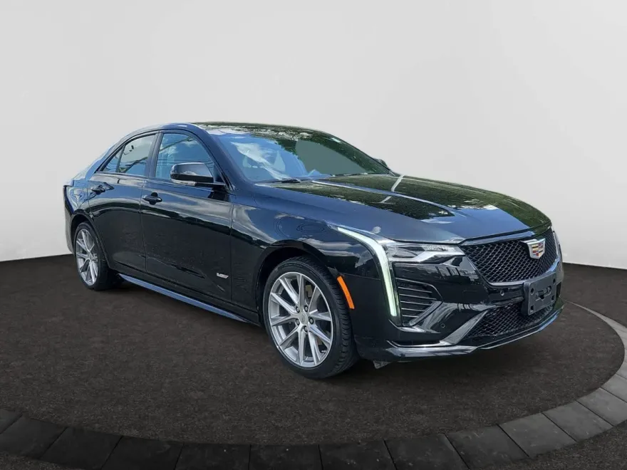 2022 Cadillac CT4 photo 1