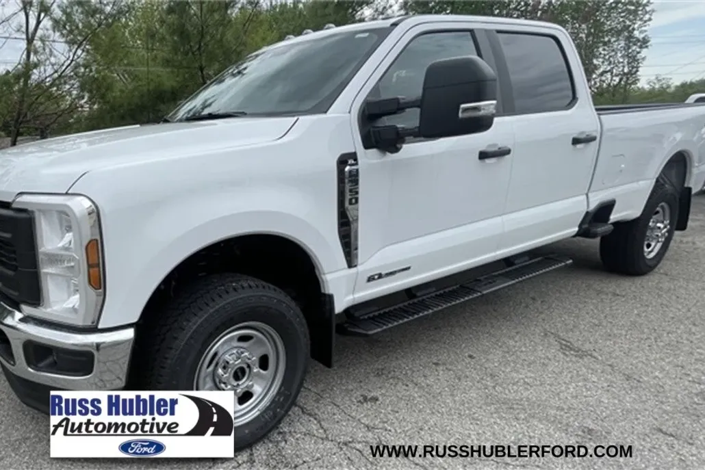 2025 Ford F-350 photo 1