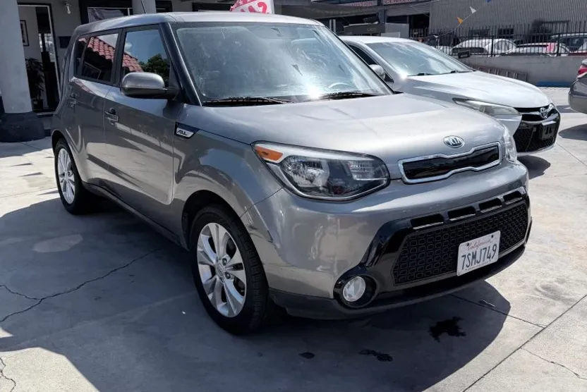 2016 Kia Soul Exclaim photo 1