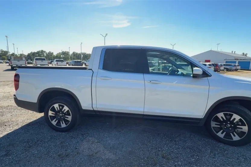 2020 Honda Ridgeline RTL photo 1
