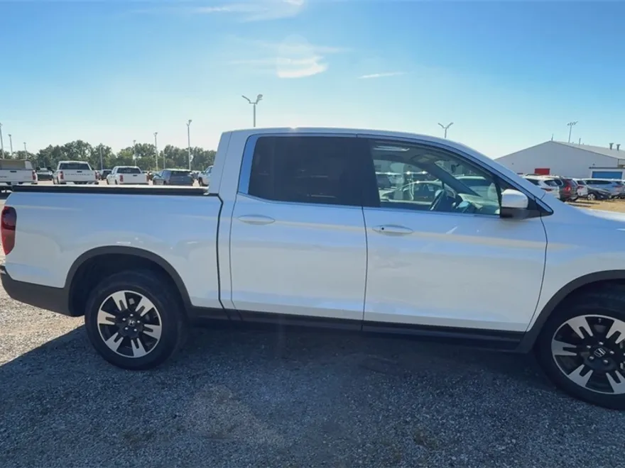 2020 Honda Ridgeline RTL photo 1