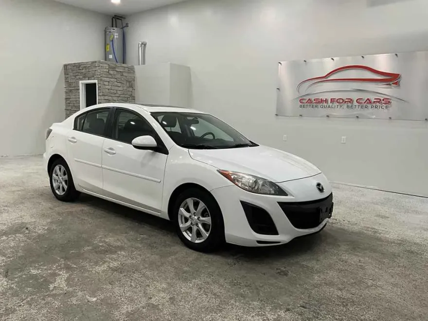 2010 Mazda Mazda3 i Sport photo 1