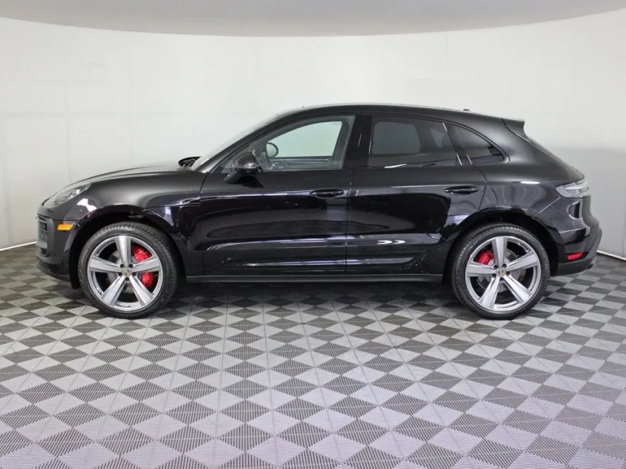 2026 Porsche Macan S photo 1