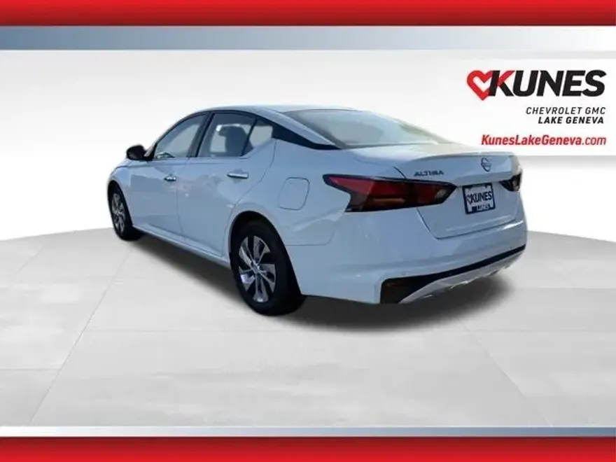 2023 Nissan Altima 2.5 S photo 1
