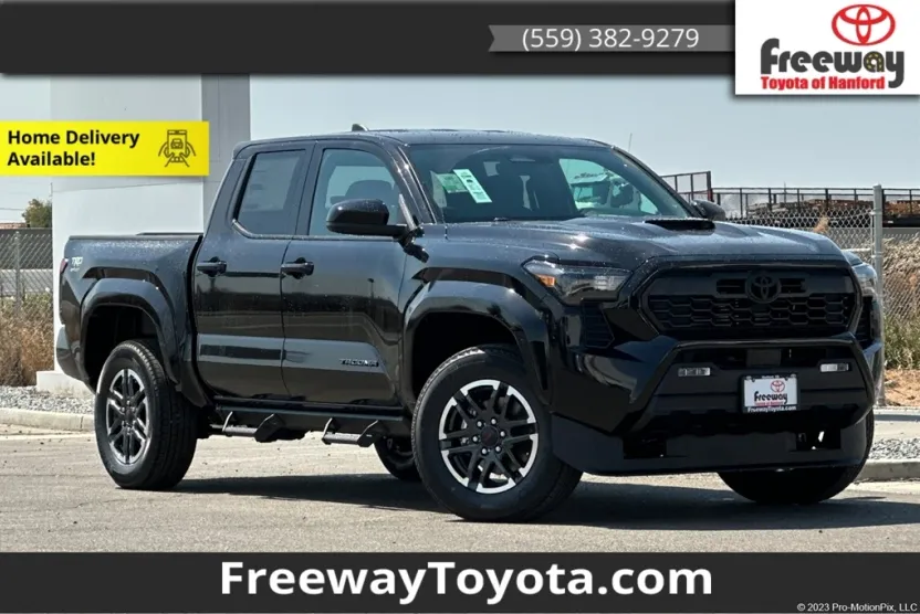 2025 Toyota Tacoma TRD Sport 4x4 Double Cab photo 1