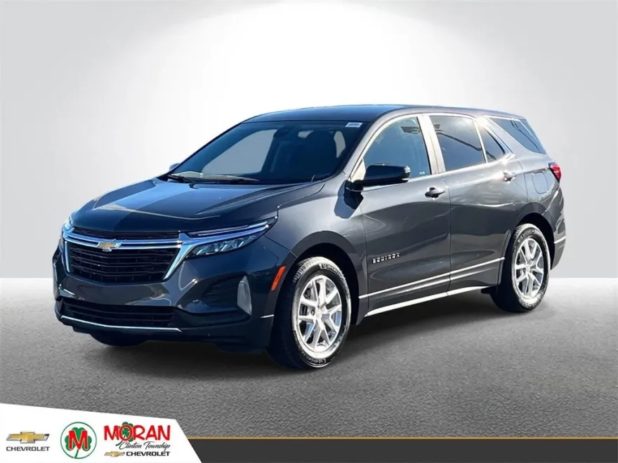 2023 Chevrolet Equinox LT photo 1