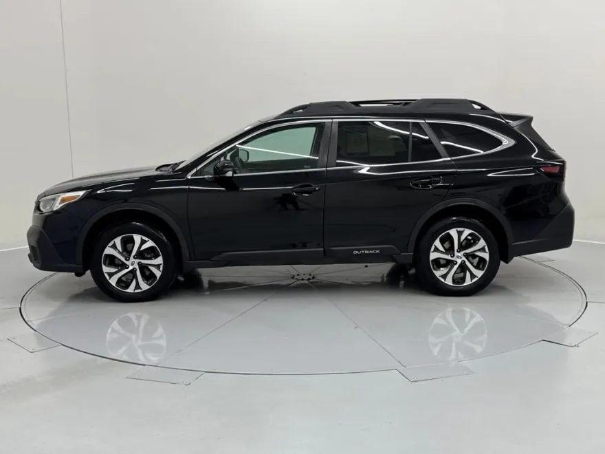 2020 Subaru Outback Limited photo 1