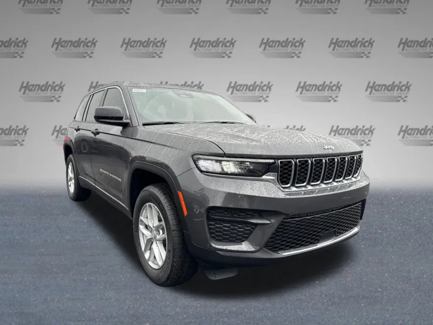 2025 Jeep Grand Cherokee Laredo X photo 1