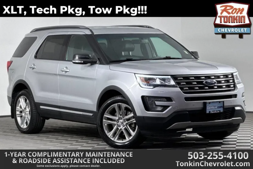 2017 Ford Explorer XLT photo 1