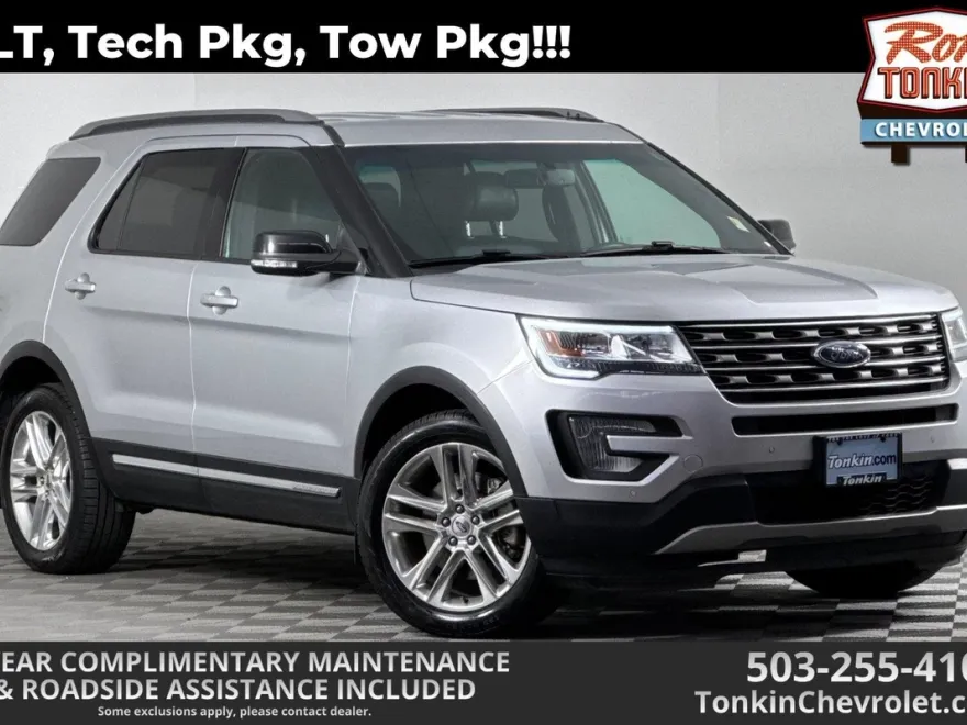 2017 Ford Explorer XLT photo 1