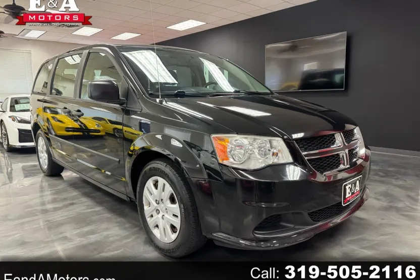 2013 Dodge Grand Caravan SE photo 1