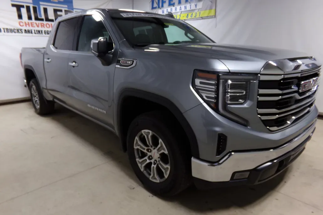 2023 Gmc Sierra 1500 SLT photo 1