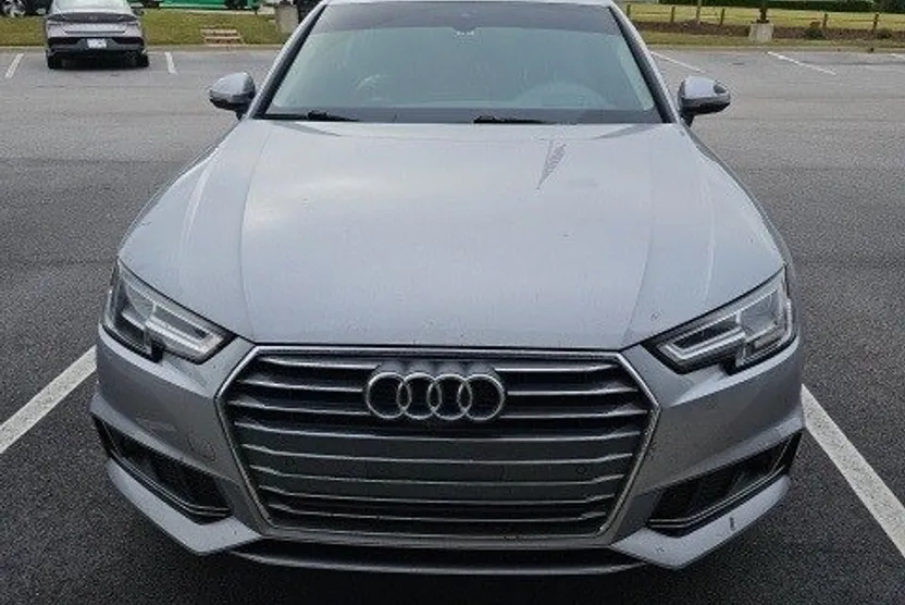 2018 Audi A4 Prestige photo 1