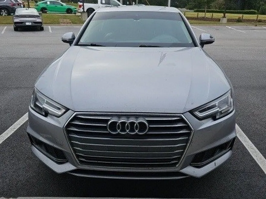 2018 Audi A4 Prestige photo 1
