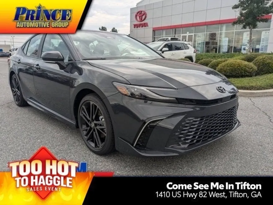 2025 Toyota Camry XSE photo 1