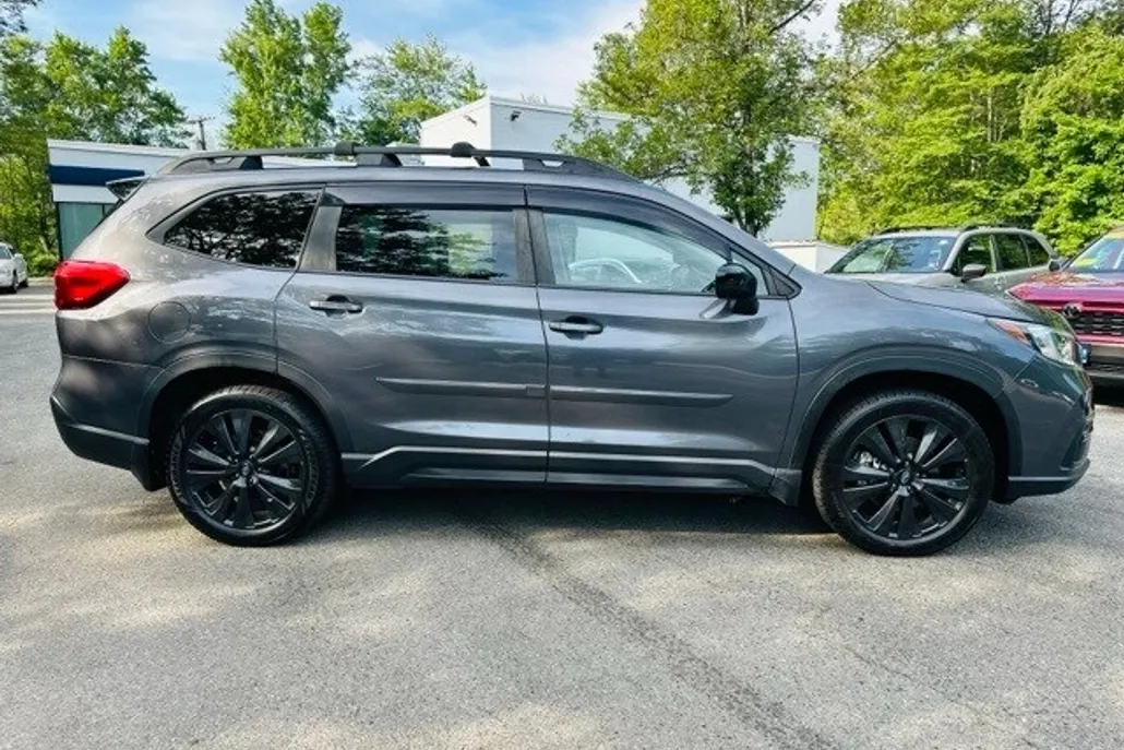 2022 Subaru Ascent Onyx Edition photo 1