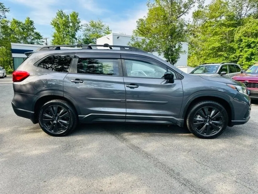 2022 Subaru Ascent Onyx Edition photo 1