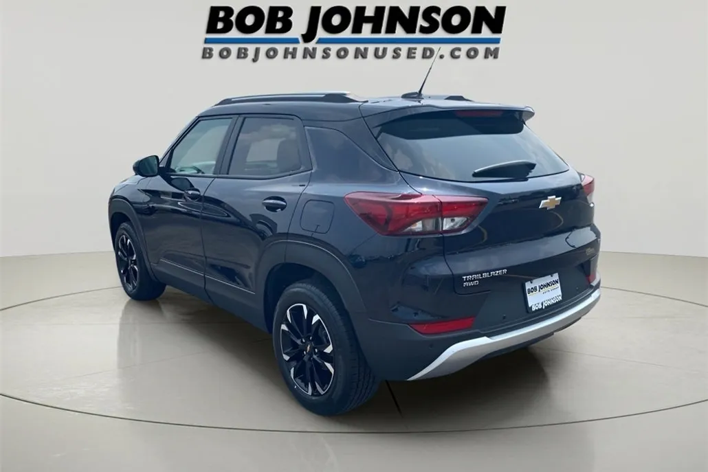 2021 Chevrolet Trailblazer LT photo 1