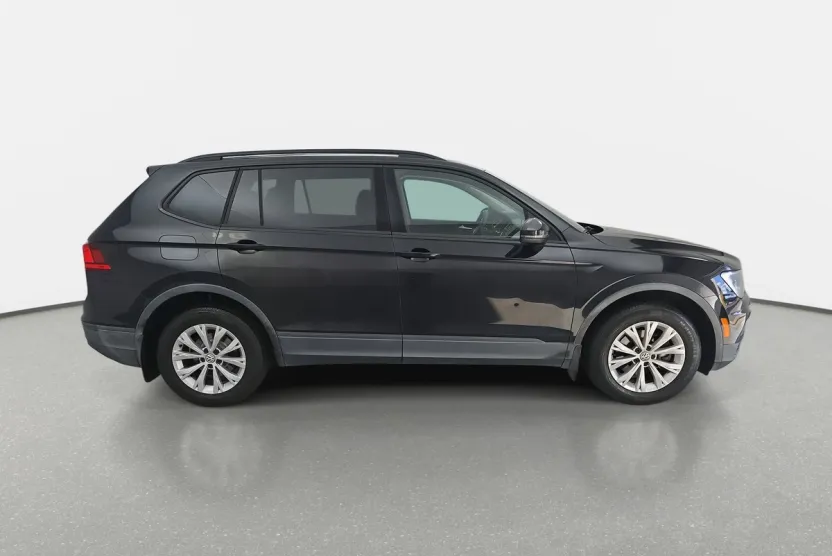2018 Volkswagen Tiguan S photo 1