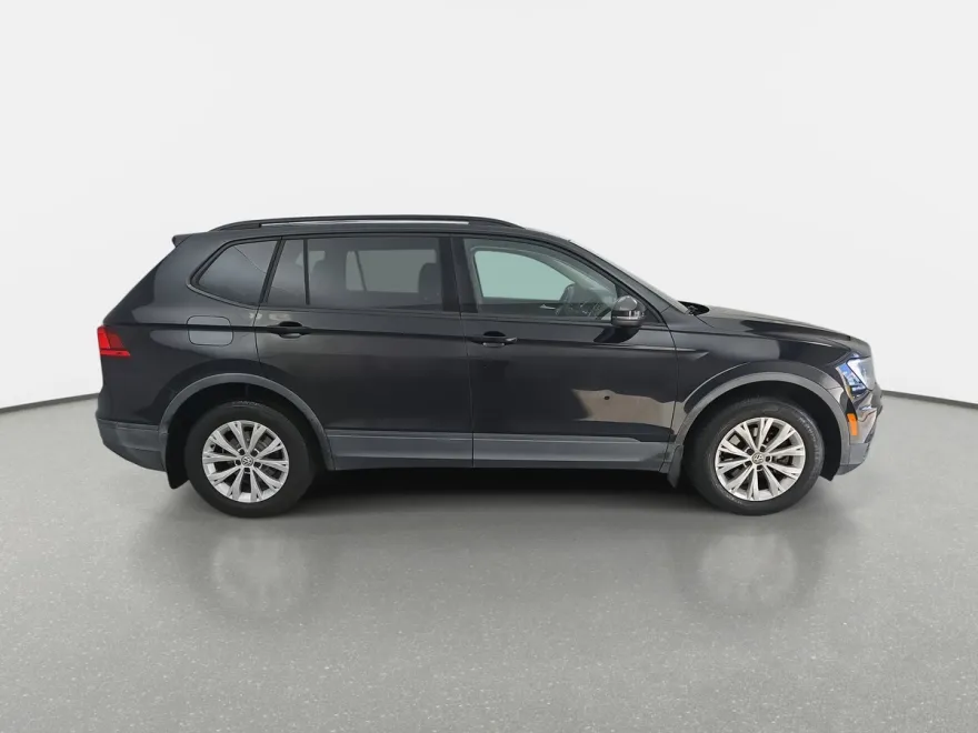 2018 Volkswagen Tiguan S photo 1