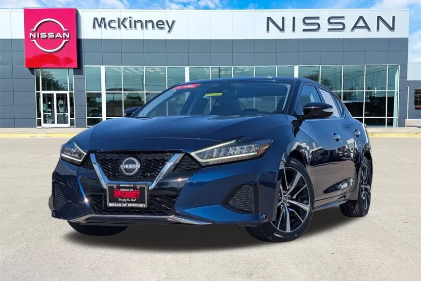 2023 Nissan Maxima SV photo 1