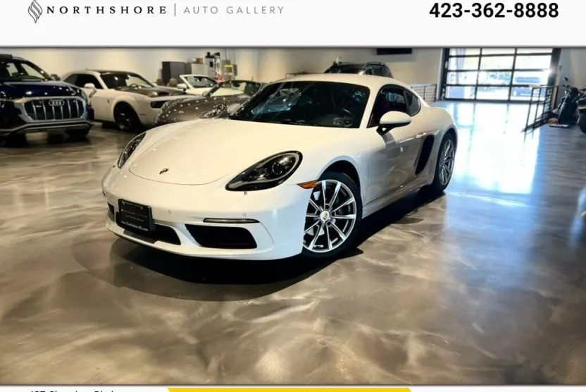 2018 Porsche Cayman photo 1