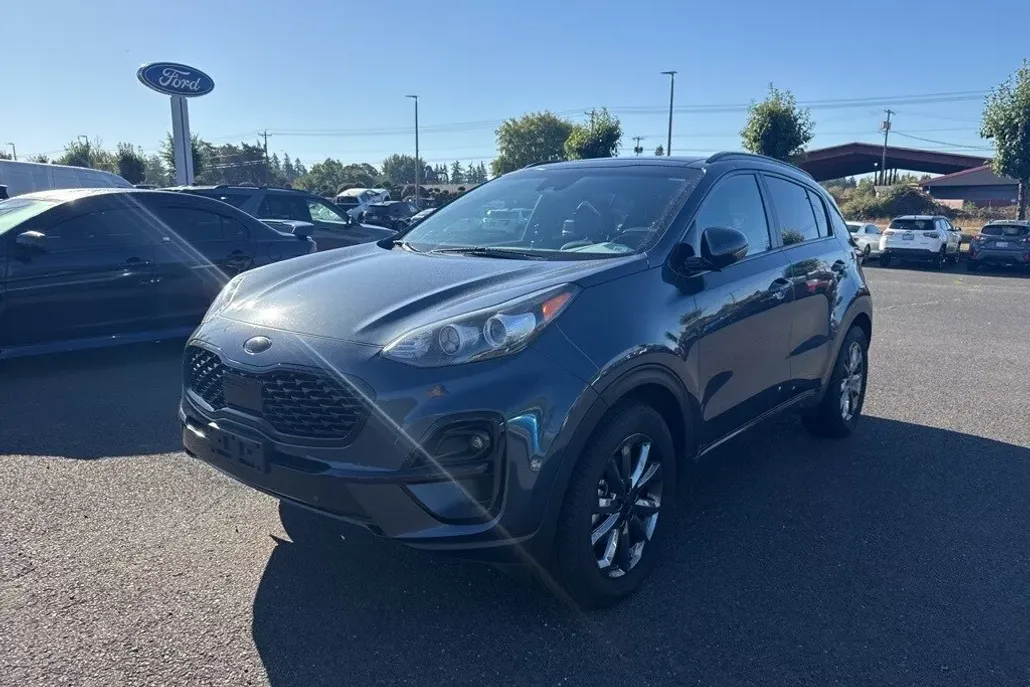 2021 Kia Sportage S Nightfall Edition photo 1