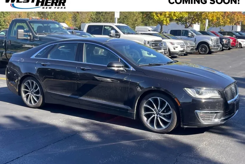 2017 Lincoln MKZ Reserve photo 1