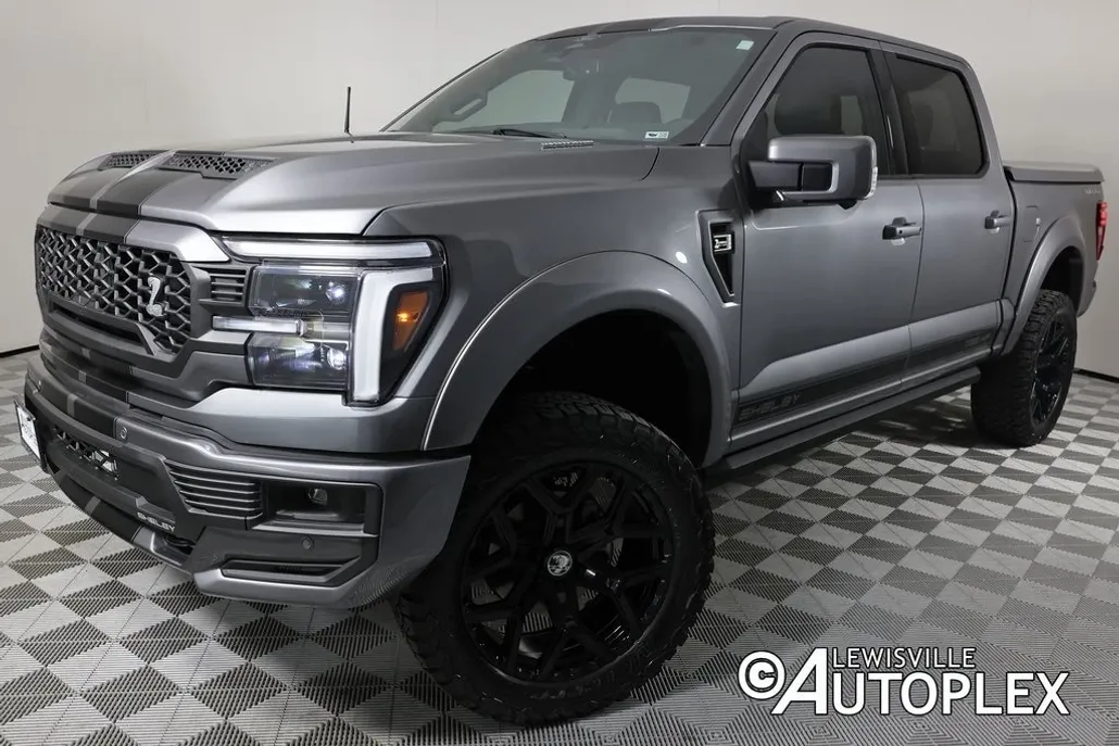 2025 Ford F-150 Lariat photo 1