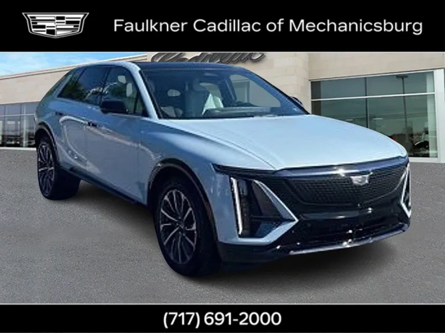 2024 Cadillac Lyriq Sport photo 1