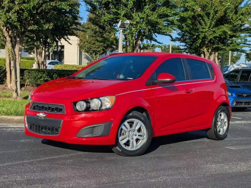 2014 Chevrolet Sonic LT photo 1