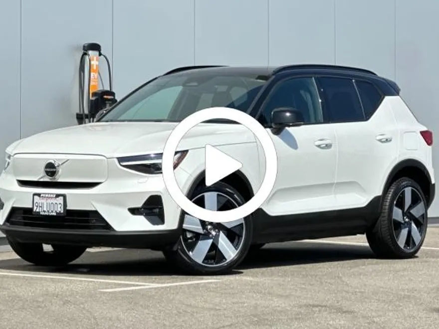 2023 Volvo XC40 Recharge Ultimate photo 1