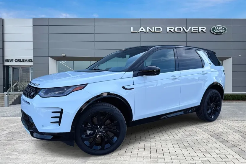 2025 Land Rover Discovery Sport SE photo 1
