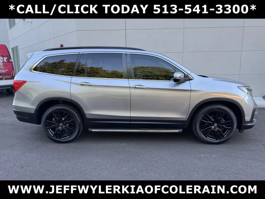 2021 Honda Pilot Special Edition photo 1