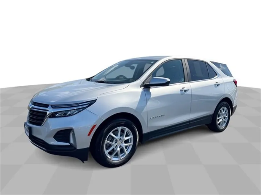 2022 Chevrolet Equinox LT photo 1
