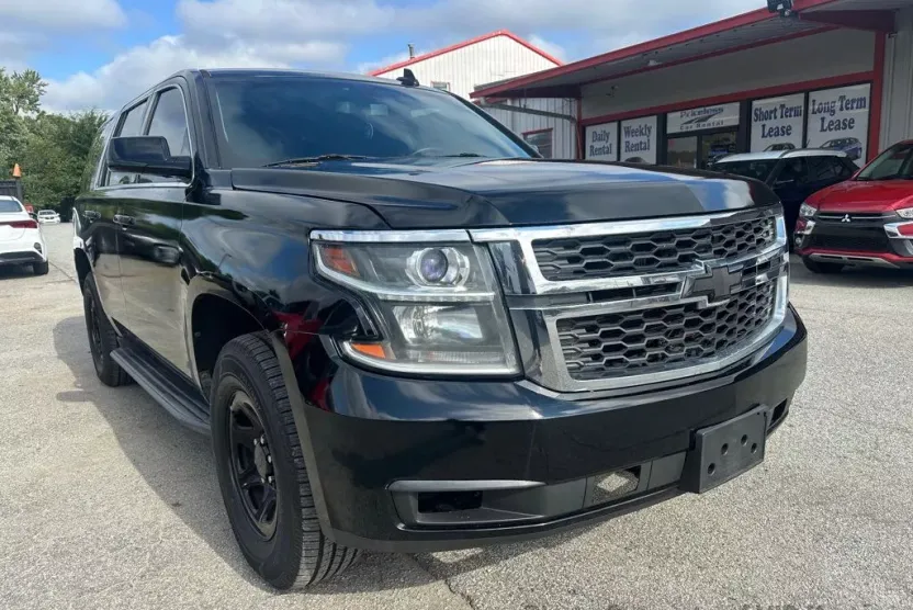 2016 Chevrolet Tahoe LS photo 1