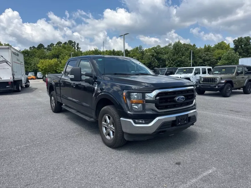 2023 Ford F-150 XLT photo 1