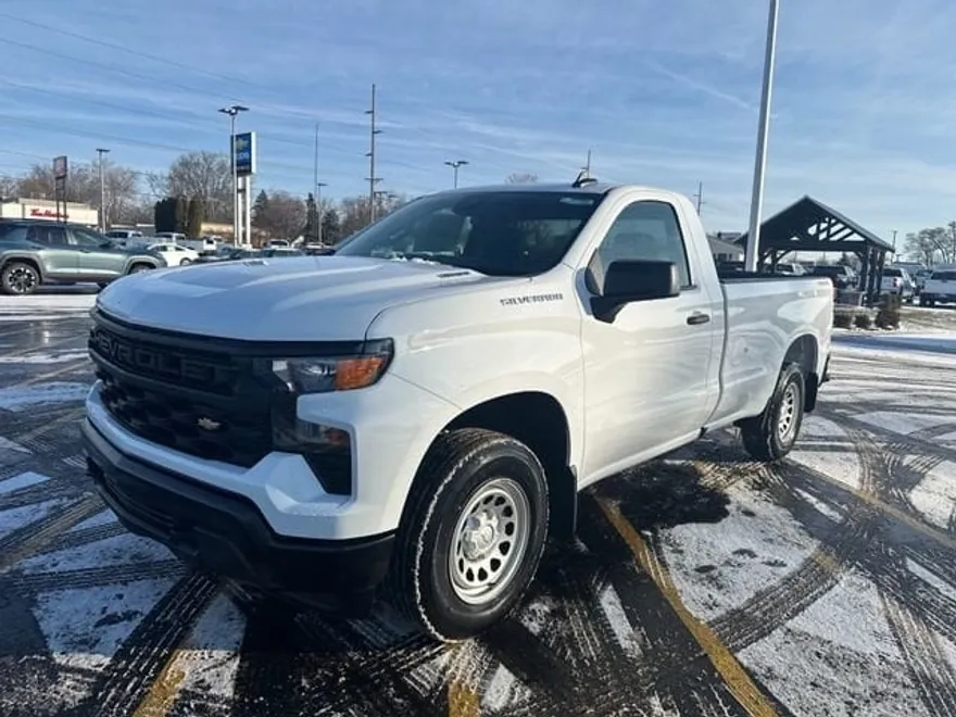 2025 Chevrolet Silverado 1500 photo 1