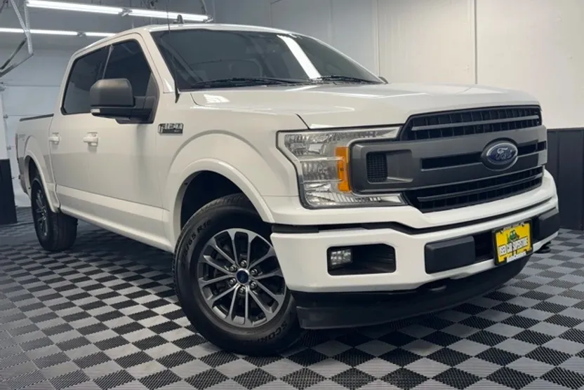 2019 Ford F-150 XLT photo 1