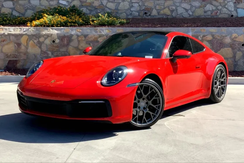 2021 Porsche 911 4 photo 1