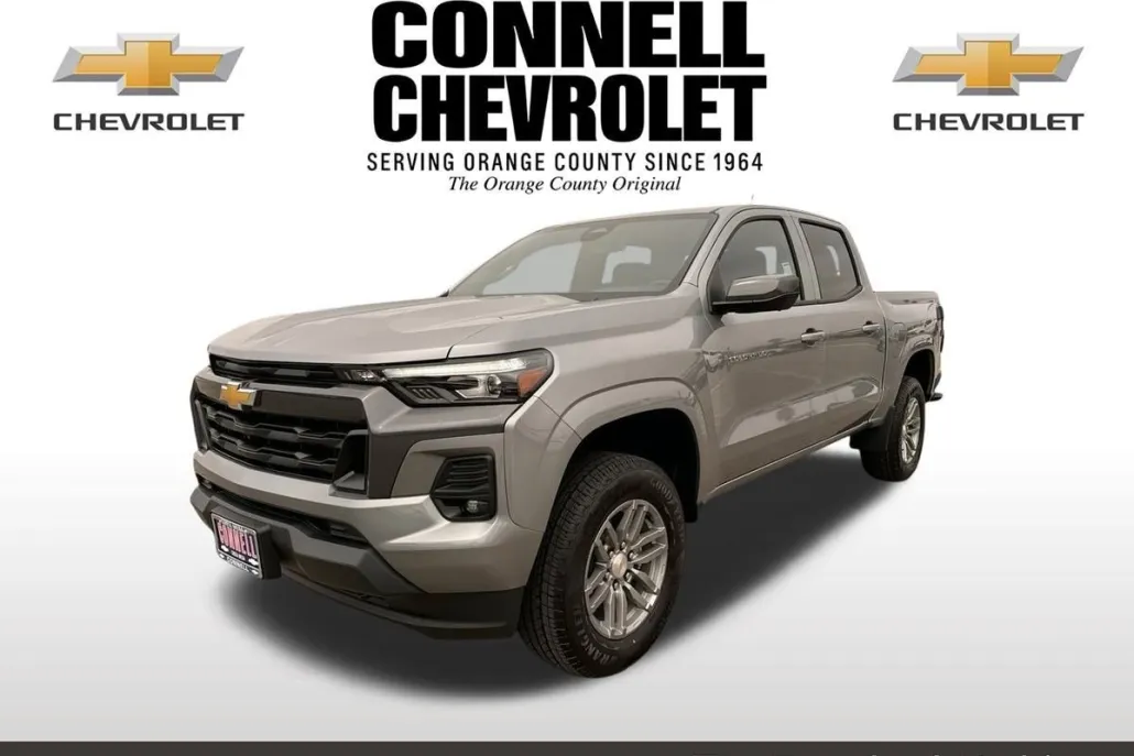2025 Chevrolet Colorado Work Truck LT photo 1