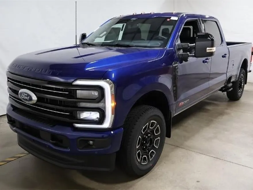 2026 Ford F-350 Platinum photo 1