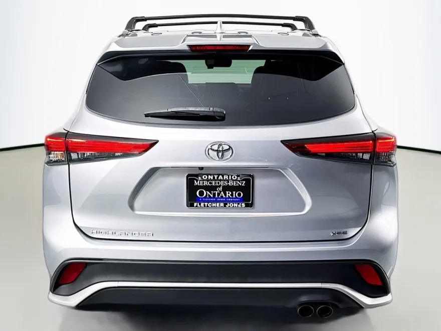 2022 Toyota Highlander XSE photo 1