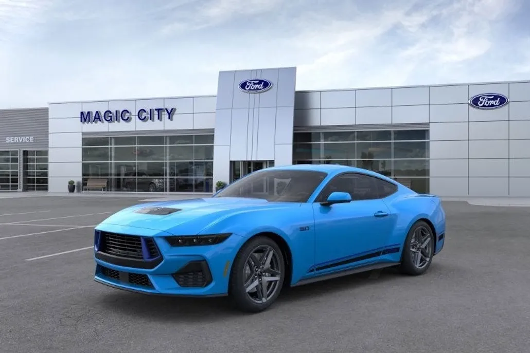 2025 Ford Mustang GT Premium photo 1
